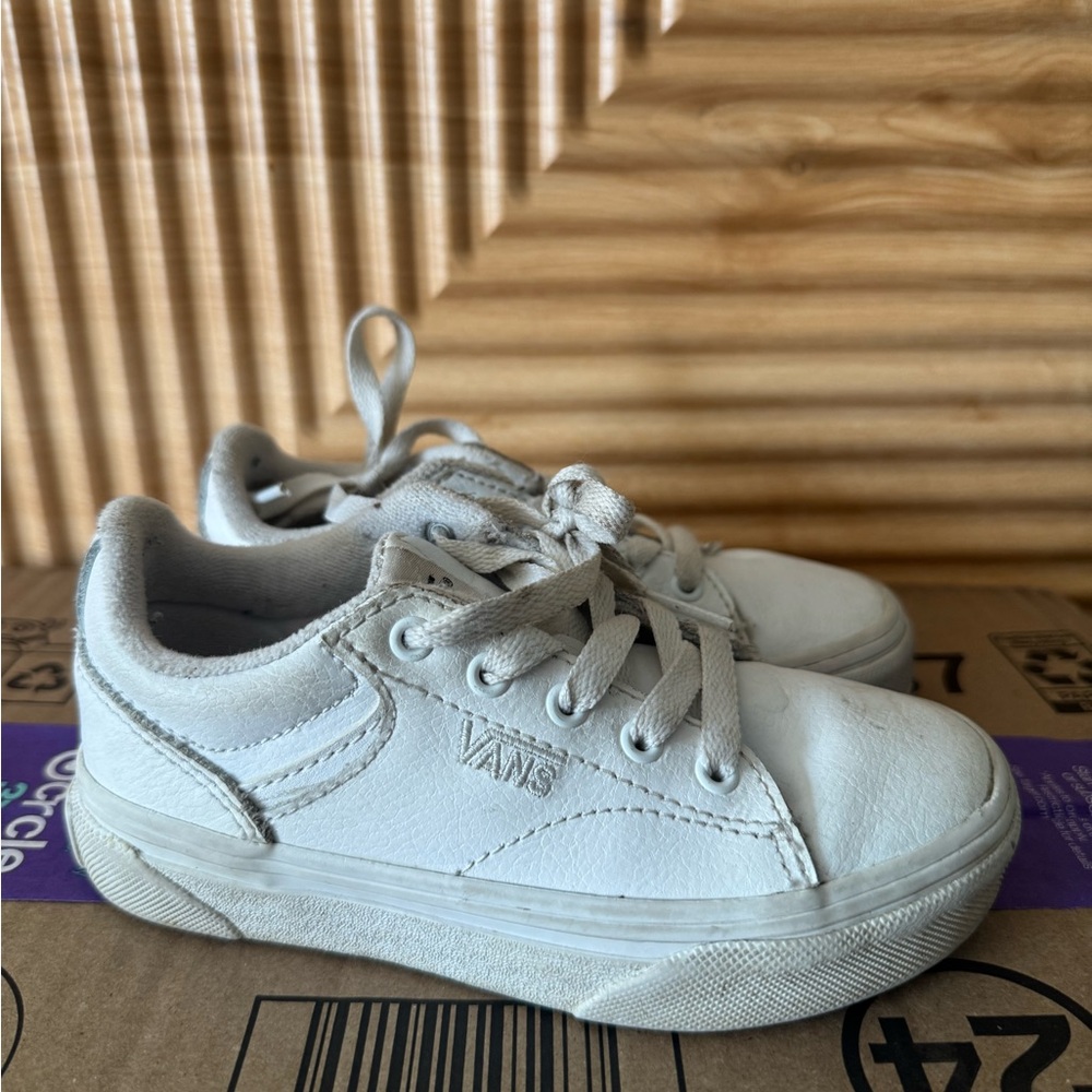 9 pairs of toddler shoes-Adidas, Nike, Vans - Picture 4 of 9